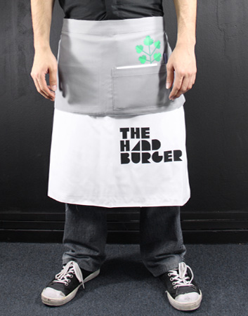 Double sided apron to differentiate the service from kitchen staff.